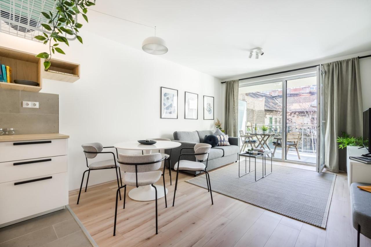 Hi-Bp Cosy Tolnai Apartment In The City Center Budapest Luaran gambar
